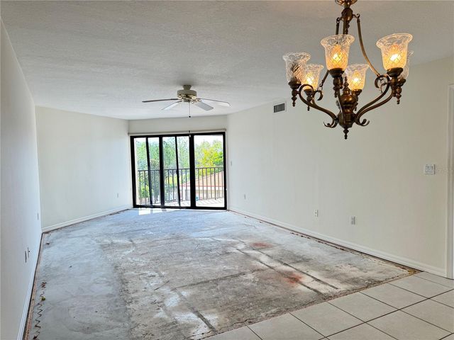 204 3RD STREET W 204, Bradenton, FL 34205
