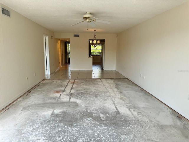 204 3RD STREET W 204, Bradenton, FL 34205