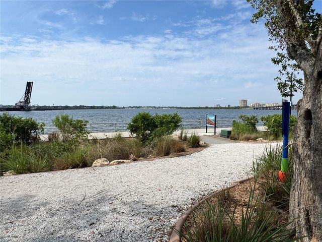 204 3RD STREET W 204, Bradenton, FL 34205