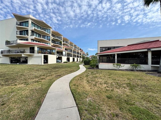 204 3RD STREET W 204, Bradenton, FL 34205