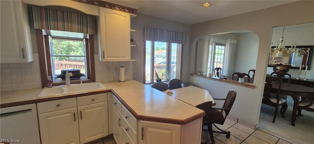 73 E Hillsdale Avenue, Seven Hills, OH 44131