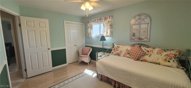 73 E Hillsdale Avenue, Seven Hills, OH 44131