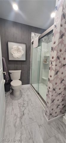 73 E Hillsdale Avenue, Seven Hills, OH 44131