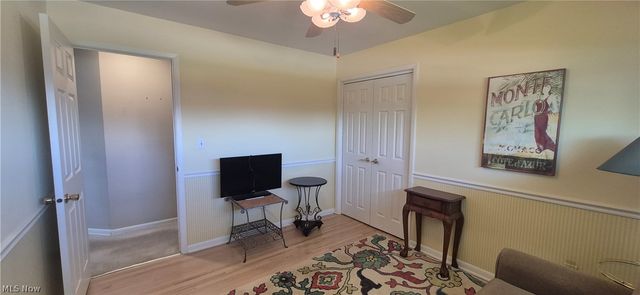 73 E Hillsdale Avenue, Seven Hills, OH 44131