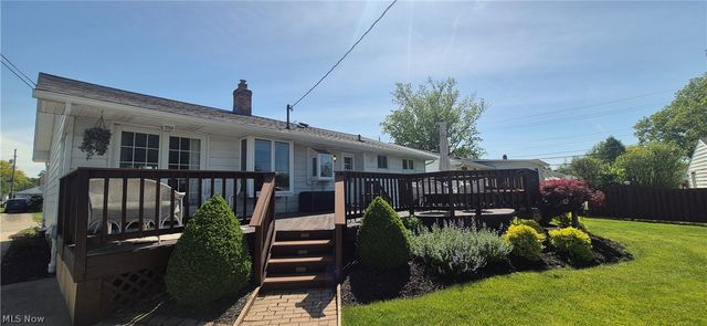 73 E Hillsdale Avenue, Seven Hills, OH 44131