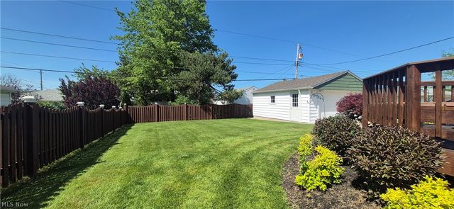 73 E Hillsdale Avenue, Seven Hills, OH 44131