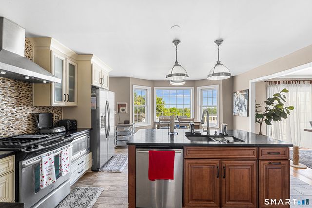 60 Watch Hill Drive, Middletown, CT 06457