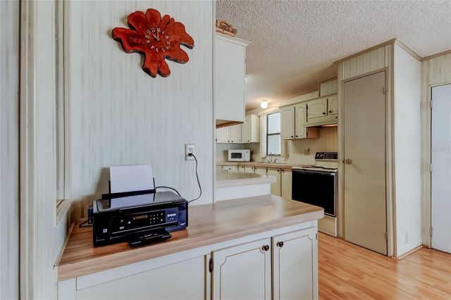 4550 CHARTER STREET, Zephyrhills, FL 33542