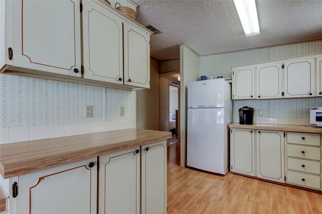 4550 CHARTER STREET, Zephyrhills, FL 33542