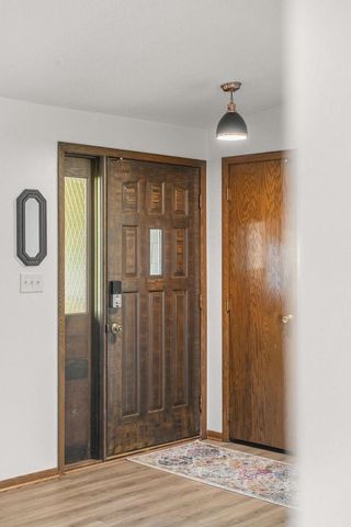 2512 N CHESTWOOD COURT, Appleton, WI 54911