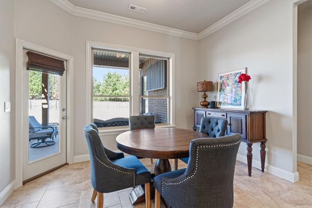 2402 Riverfront Lane, Fayetteville, AR 72703