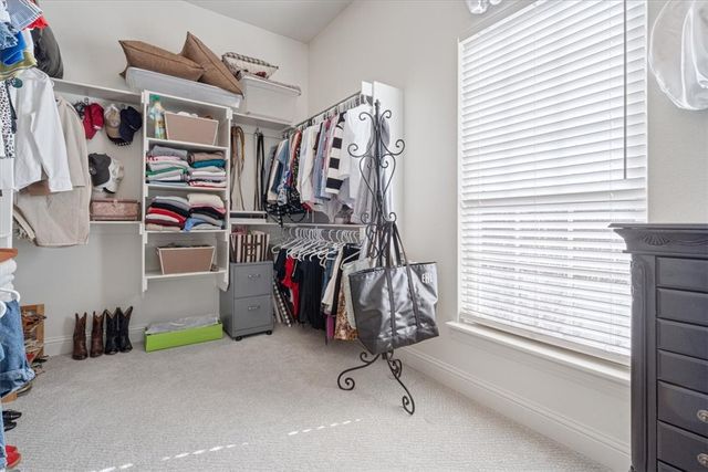 2402 Riverfront Lane, Fayetteville, AR 72703