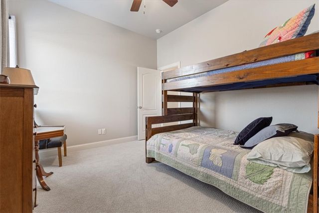 2402 Riverfront Lane, Fayetteville, AR 72703