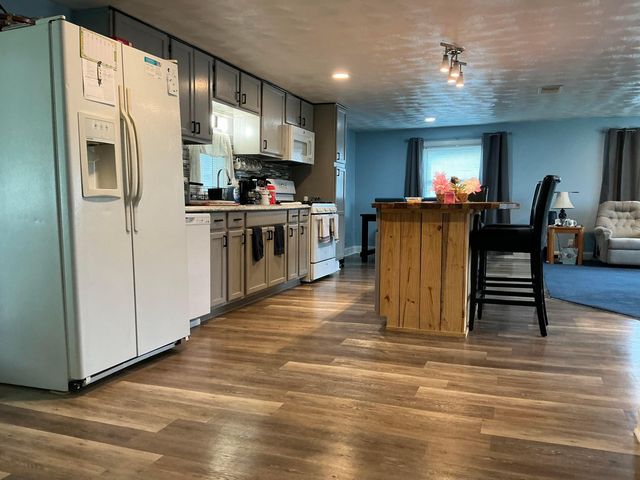 2295 Maureen Boulevard S, Obetz, OH 43207