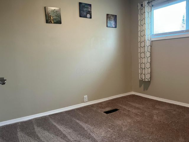 2295 Maureen Boulevard S, Obetz, OH 43207