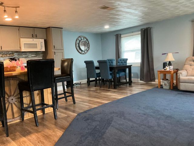 2295 Maureen Boulevard S, Obetz, OH 43207