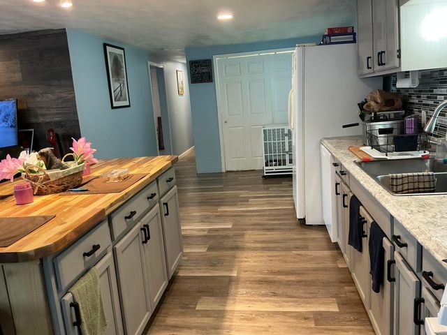 2295 Maureen Boulevard S, Obetz, OH 43207