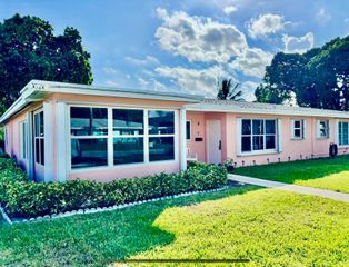 360 Main Boulevard B, Boynton Beach, FL 33435