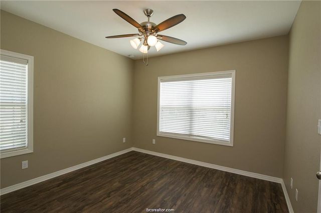 3200 Link Street, Bryan, TX 77801