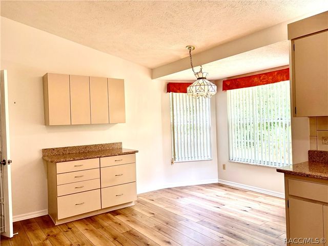 16 Pawpaw Court S, Homosassa, FL 34446