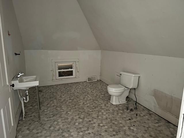 466 14th Street, Red Wing, MN 55066