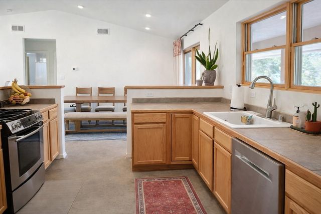 5 Cougar Canyon, Santa Fe, NM 87508