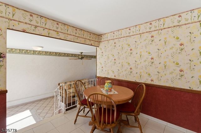 38 Atkins Ter, East Rutherford Boro, NJ 07073