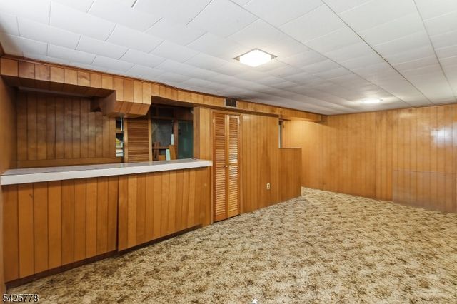 38 Atkins Ter, East Rutherford Boro, NJ 07073