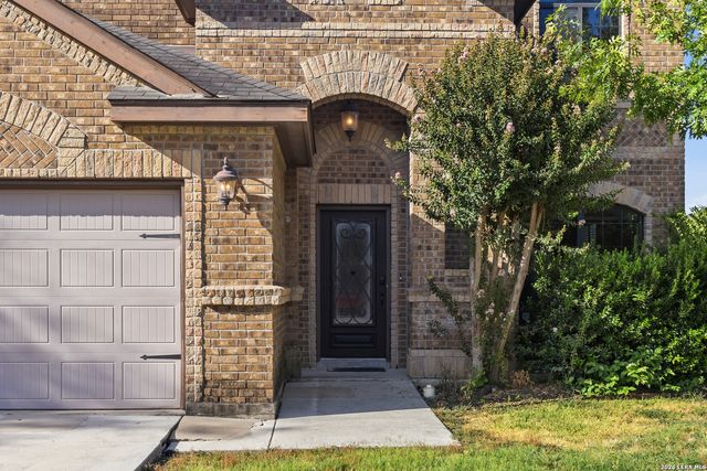 9814 Rostock, Helotes, TX 78023