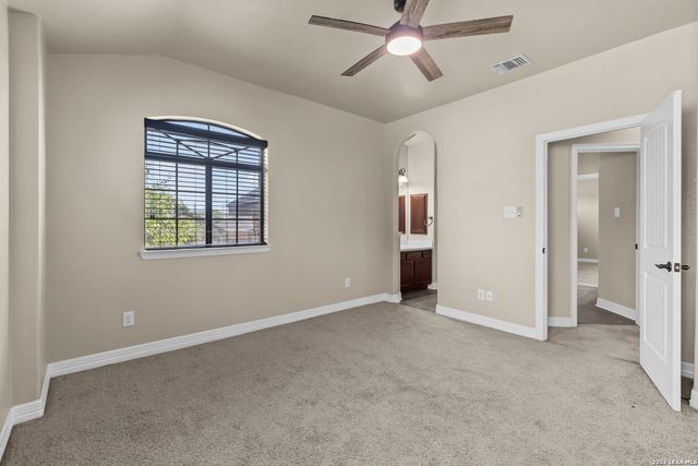 9814 Rostock, Helotes, TX 78023