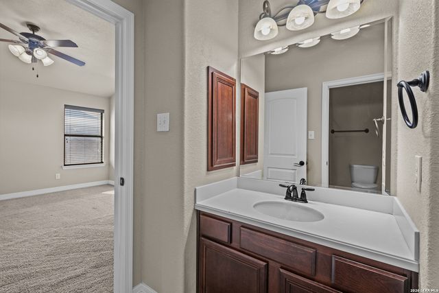 9814 Rostock, Helotes, TX 78023