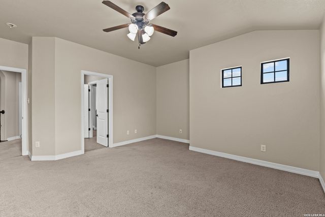 9814 Rostock, Helotes, TX 78023