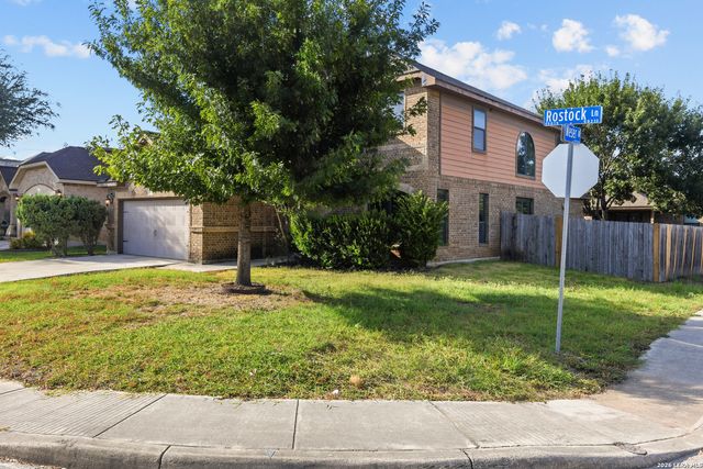 9814 Rostock, Helotes, TX 78023