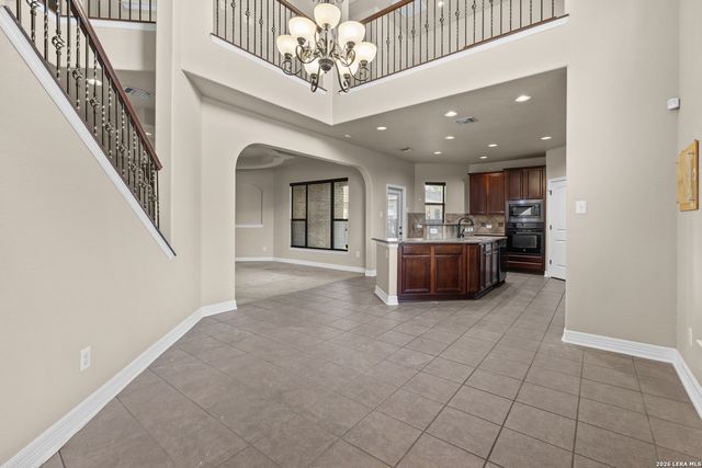 9814 Rostock, Helotes, TX 78023