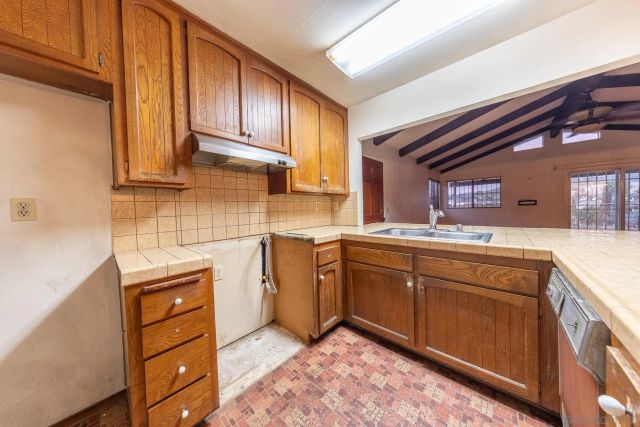 875 Kostner Drive, San Diego, CA 92154