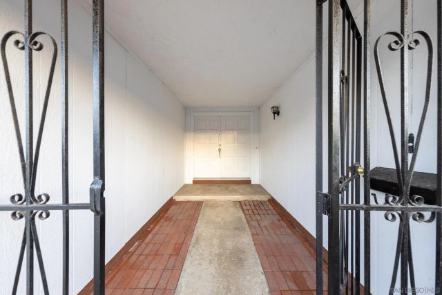 875 Kostner Drive, San Diego, CA 92154