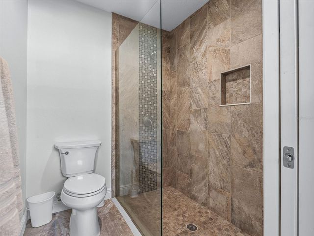 5331 GROVE MANOR, Lady Lake, FL 32159