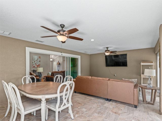 5331 GROVE MANOR, Lady Lake, FL 32159