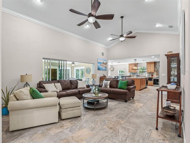 5331 GROVE MANOR, Lady Lake, FL 32159