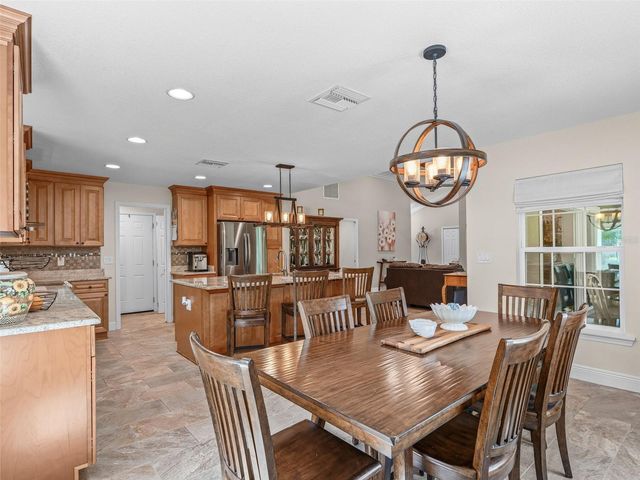5331 GROVE MANOR, Lady Lake, FL 32159
