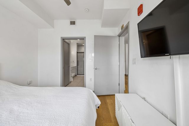 400 Herron Dr Apt 416, Nashville, TN 37210