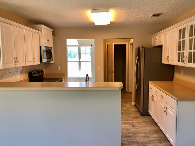 1085 Forest Lake Terrace, Niceville, FL 32578