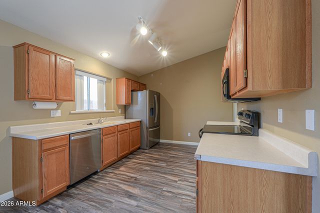 1155 W MACAW Drive, Chandler, AZ 85286