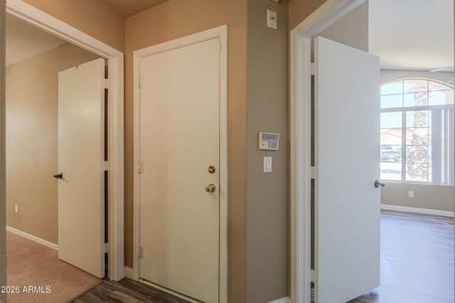 1155 W MACAW Drive, Chandler, AZ 85286