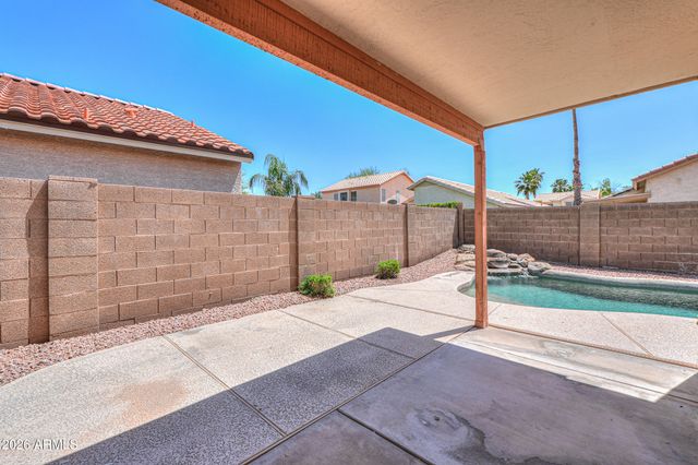 1155 W MACAW Drive, Chandler, AZ 85286