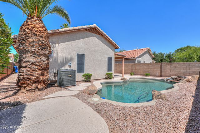 1155 W MACAW Drive, Chandler, AZ 85286