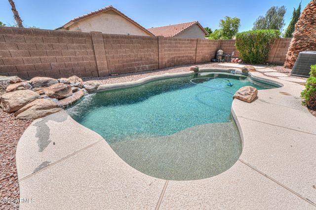 1155 W MACAW Drive, Chandler, AZ 85286