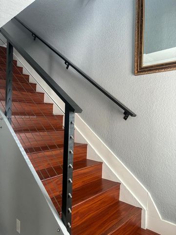 9425 NW 114th Ln 3, Hialeah Gardens, FL 33018