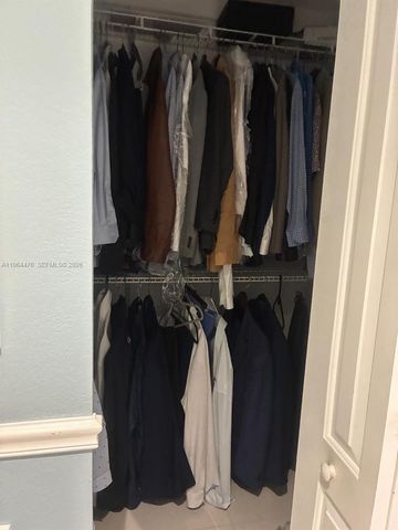 9425 NW 114th Ln 3, Hialeah Gardens, FL 33018