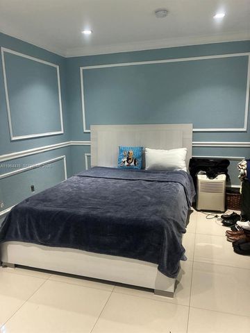 9425 NW 114th Ln 3, Hialeah Gardens, FL 33018